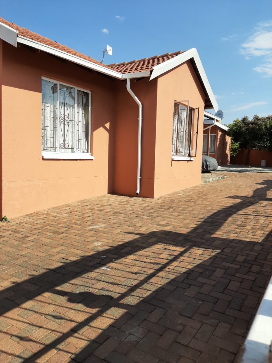 3 Bedroom Property for Sale in Tlhabane West North West